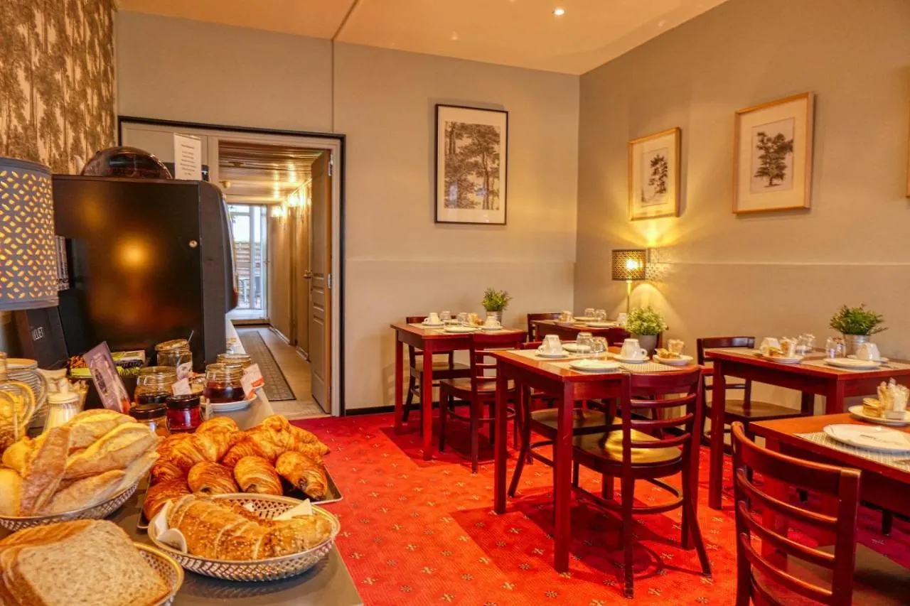 Cit'Hotel Le Louvre Orange מלון